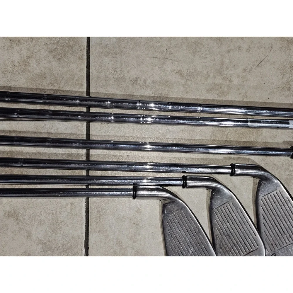 Callaway X18 Iron Set 4-pw With Uniflex With Good Grips 6 Clubs